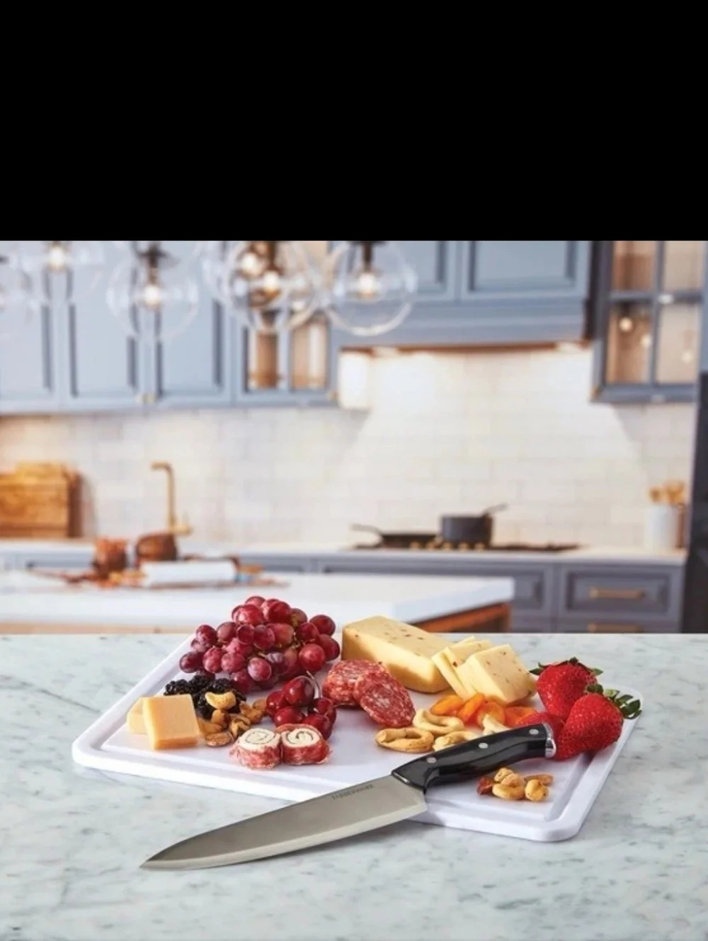 Sabatier SnackleBox 2 Piece Set with Cutting Board Lids. New